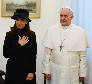 La Kirchner con papa Francesco nel marzo del 2013.
